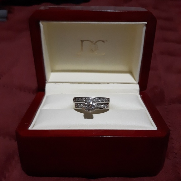 Diamond wedding set - Picture 1 of 2